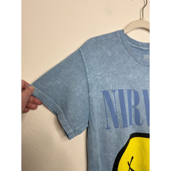 Nirvana Sz S Smiley Face Graphic T-Shirt Blue Gray Distressed Short Sleeve Flaws - Picture 3 of 9
